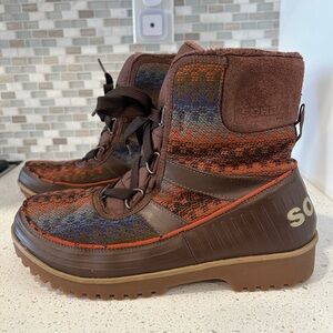 Sorel Women’s Lace Up Lined Ankle Lace Up Boots Size US 10/ EU 41